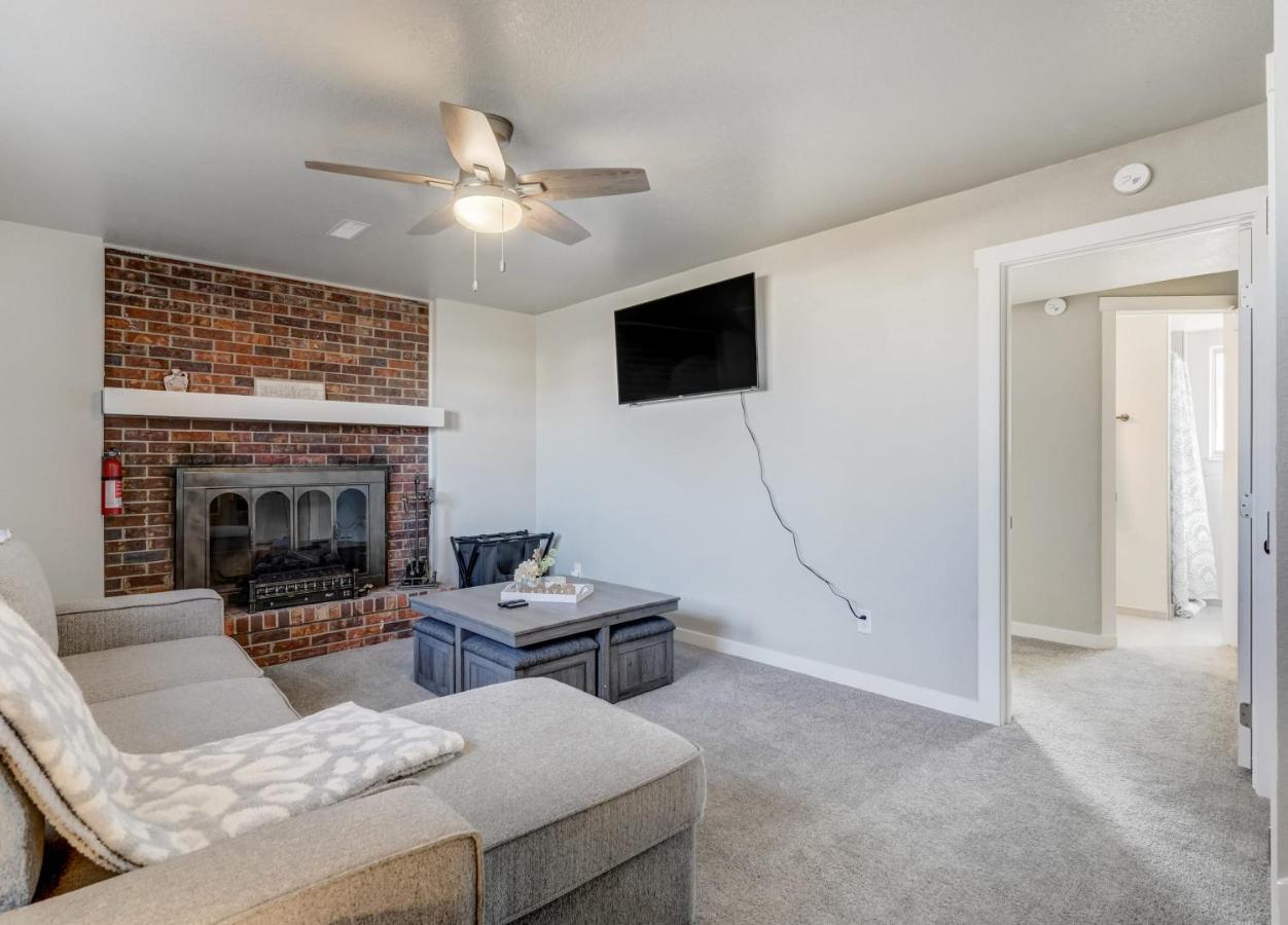 Pueblo Place Riverwalk Fireplace Pet-Friendly Exterior foto